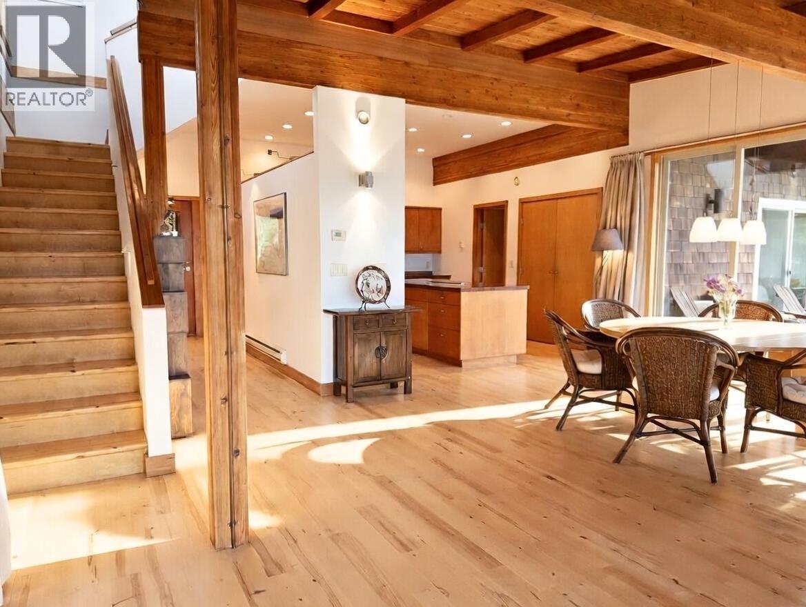 1301 Sunset Road, Bowen Island, British Columbia  V0N 1G2 - Photo 13 - R3143668
