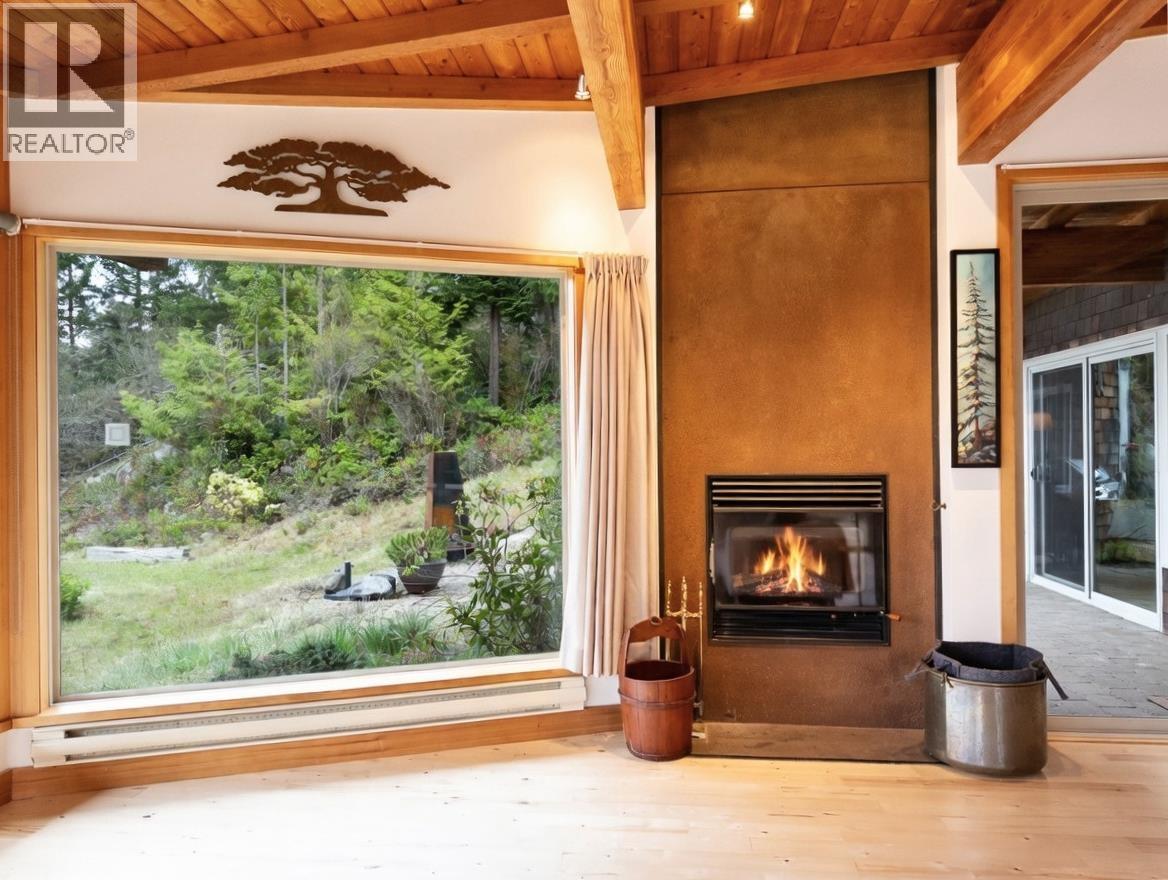 1301 Sunset Road, Bowen Island, British Columbia  V0N 1G2 - Photo 4 - R3143668