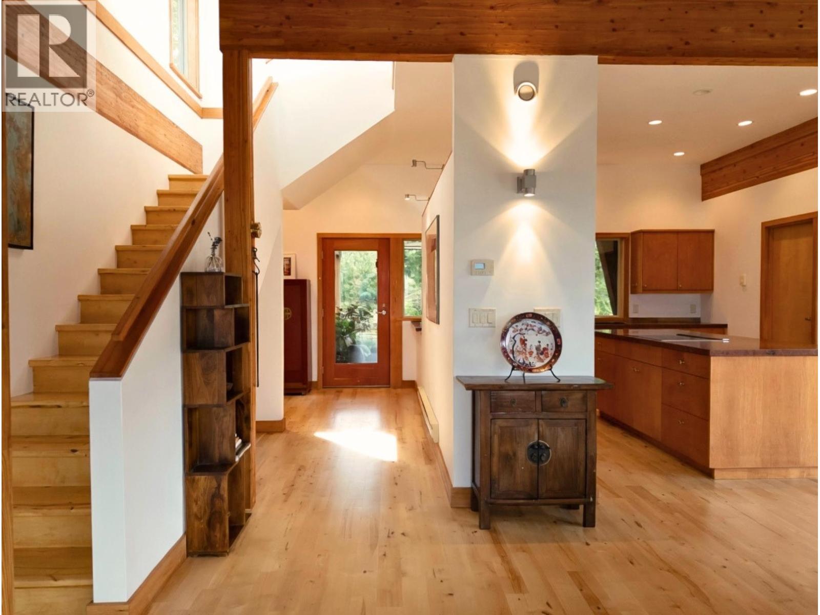 1301 Sunset Road, Bowen Island, British Columbia  V0N 1G2 - Photo 12 - R3143668