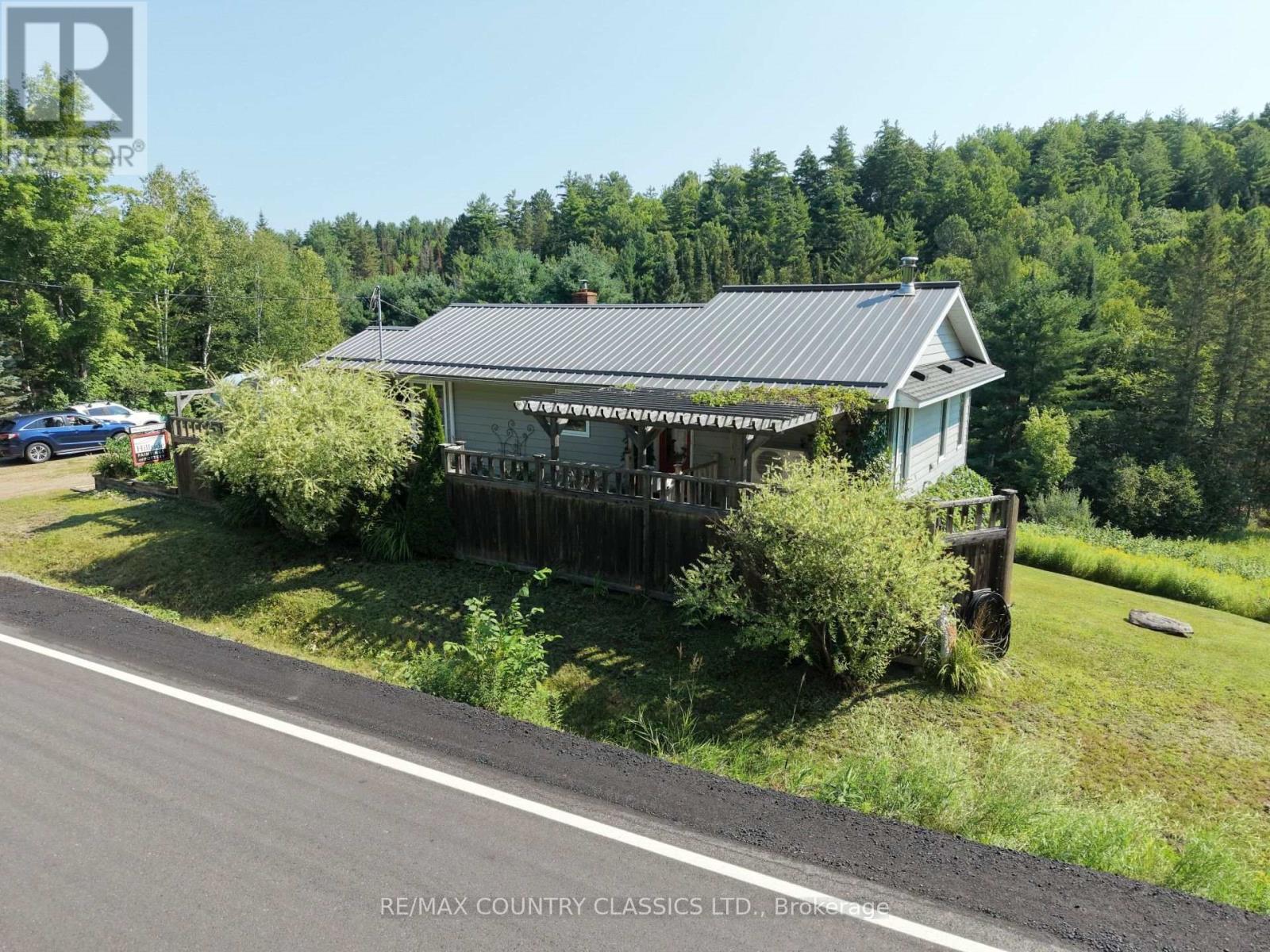888 Wilno South Road S, Madawaska Valley, Ontario  K0J 2N0 - Photo 3 - X13642812