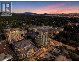 902 1210 E 27TH STREET, North Vancouver, British Columbia