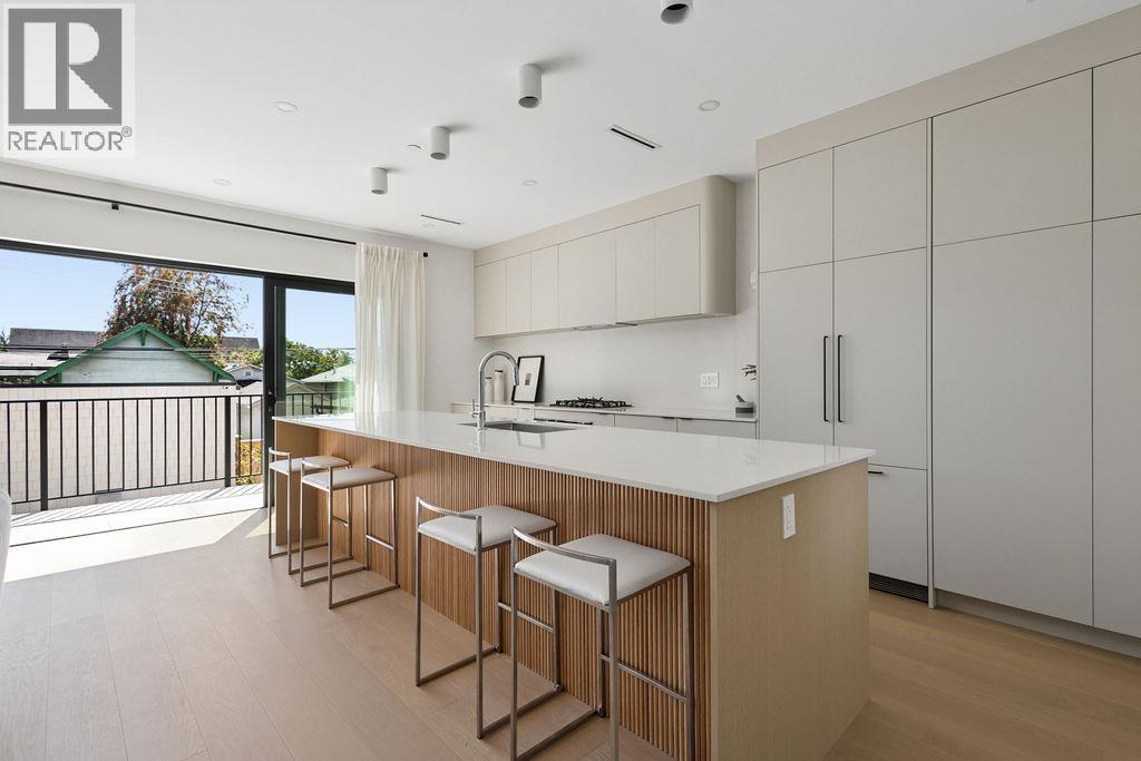 3 2124 E 8 Avenue, Vancouver, British Columbia V5N 1V5 - Photo 13 - R3153211