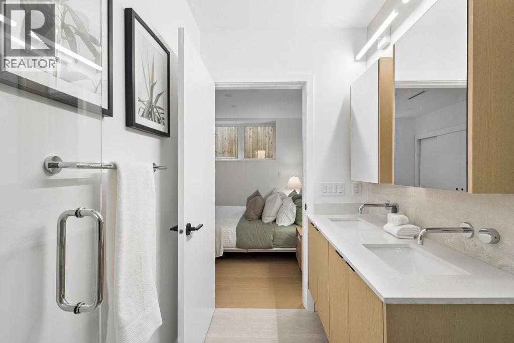 2 2124 E 8 Avenue, Vancouver, British Columbia V5N 1V5 - Photo 24 - R3153214