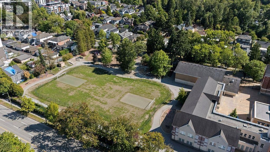 2 2124 E 8 Avenue, Vancouver, British Columbia V5N 1V5 - Photo 29 - R3153214