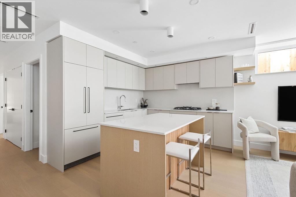 2 2124 E 8 Avenue, Vancouver, British Columbia V5N 1V5 - Photo 4 - R3153214