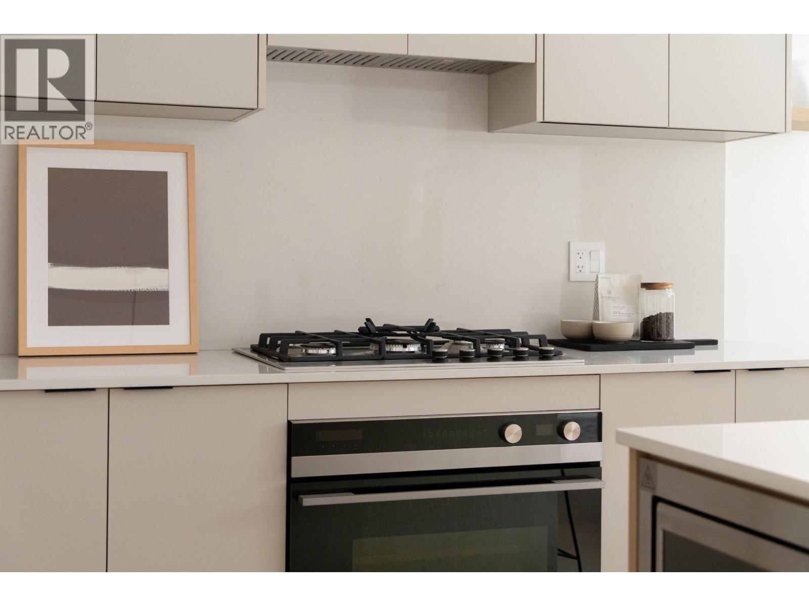 2 2124 E 8 Avenue, Vancouver, British Columbia V5N 1V5 - Photo 7 - R3153214