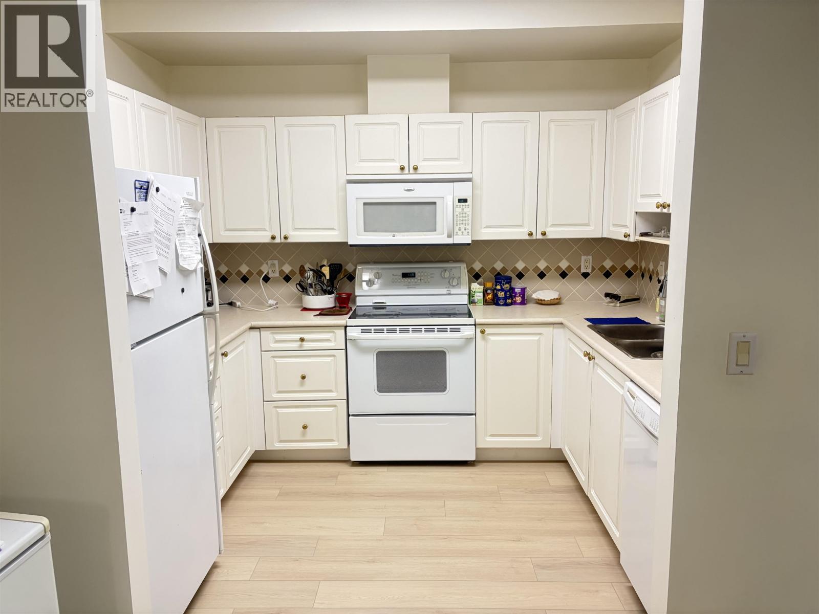 114 5800 Andrews Road, Richmond, British Columbia  V7E 6M2 - Photo 5 - R3153216