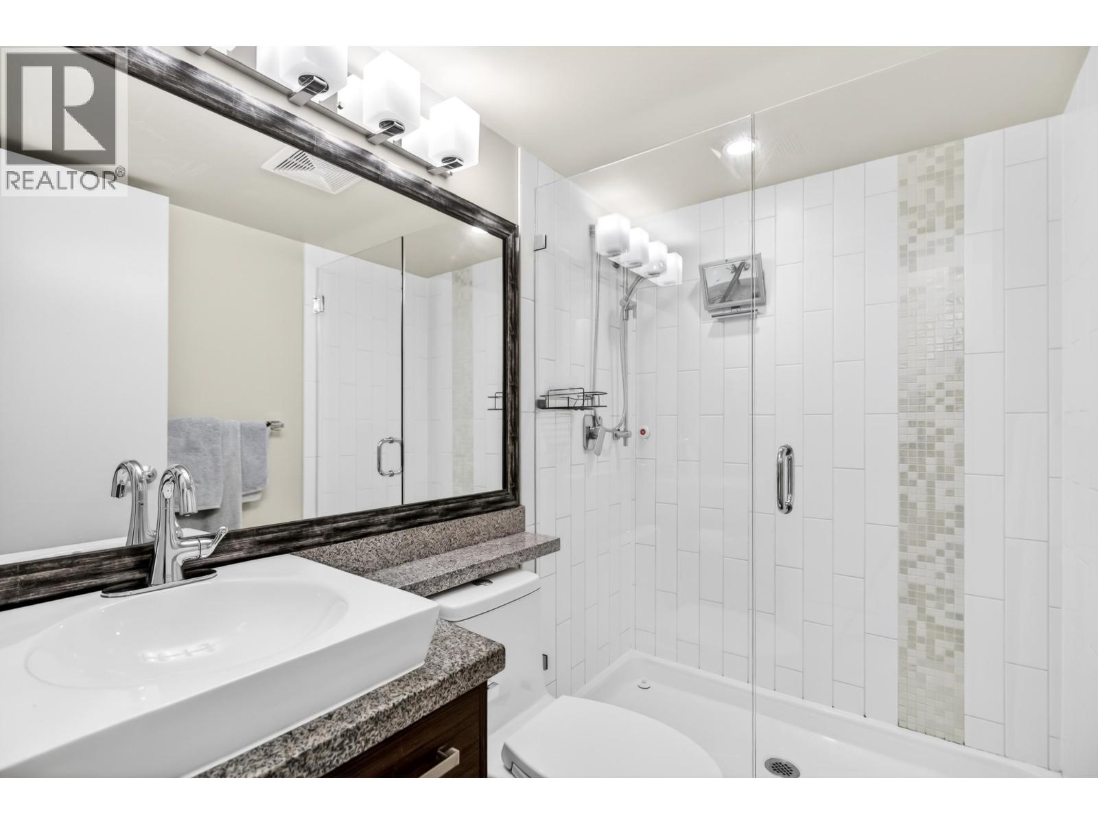 604 2959 Glen Drive, Coquitlam, British Columbia V3B 0B8 - Photo 14 - R3153219