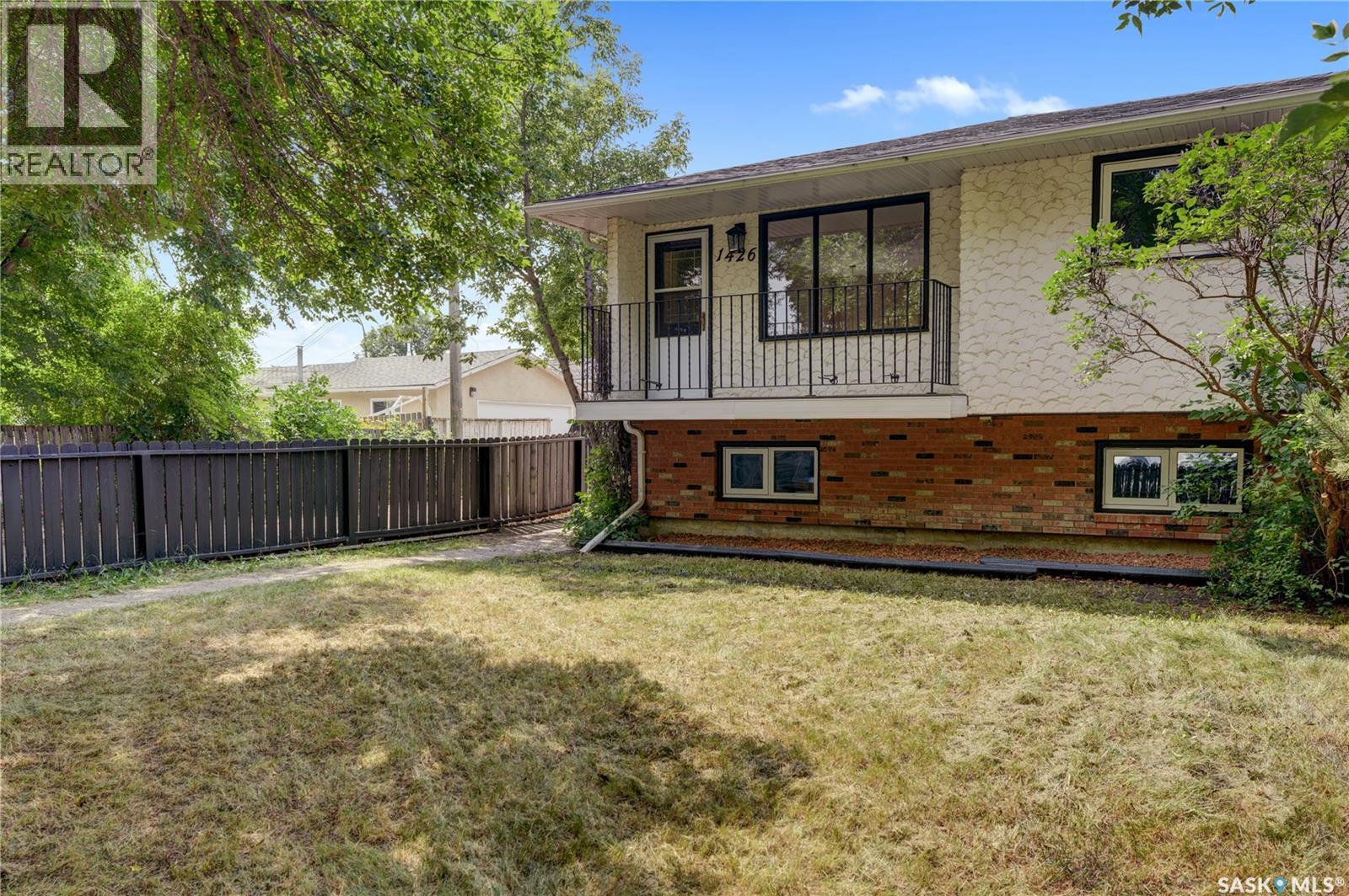 1426 Southam Street, Regina, Saskatchewan  S4T 6T7 - Photo 2 - SK044237