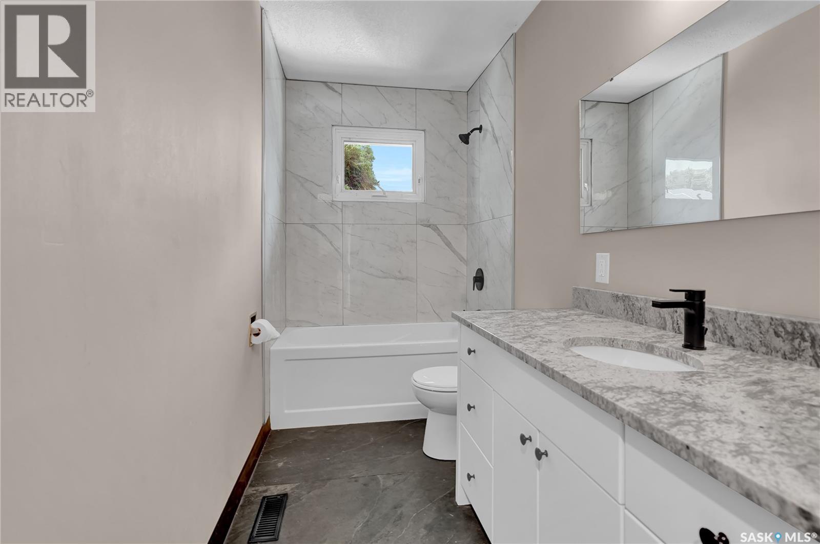 1426 Southam Street, Regina, Saskatchewan  S4T 6T7 - Photo 29 - SK044237