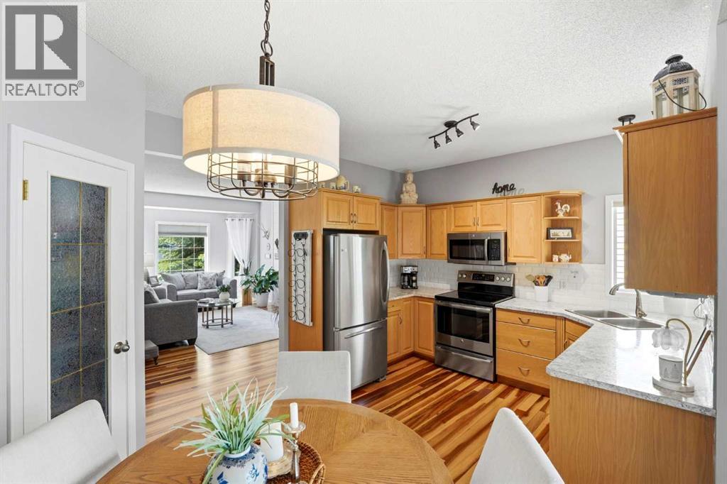 39 West Terrace Crescent, Cochrane, Alberta  T4C 1R7 - Photo 10 - A2329007