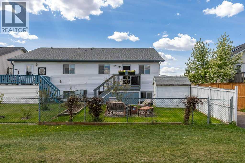 202 Willowbrook Close NW, Airdrie, Alberta  T4B 2J7 - Photo 38 - A2331814