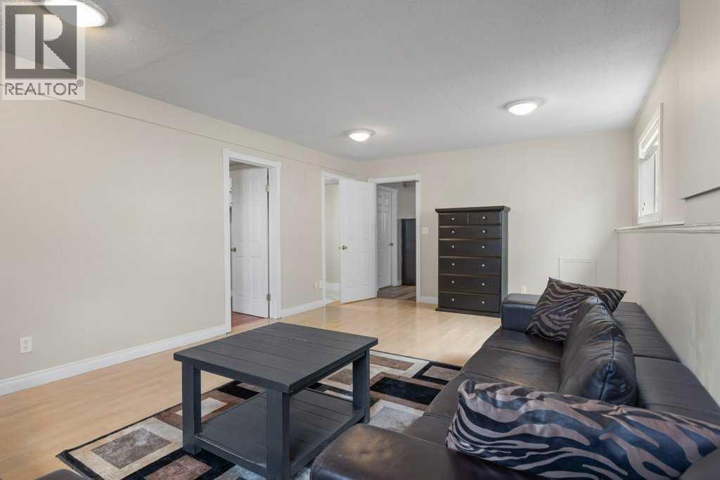 202 Willowbrook Close NW, Airdrie, Alberta  T4B 2J7 - Photo 23 - A2331814