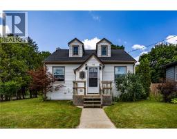 446 EAST Street, Delhi, Ontario