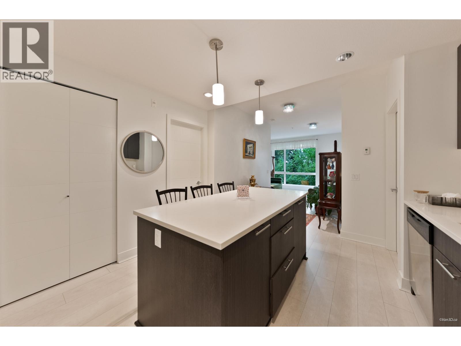 205 733 W 3rd Street, North Vancouver, British Columbia  V7M 0C8 - Photo 9 - R3152973