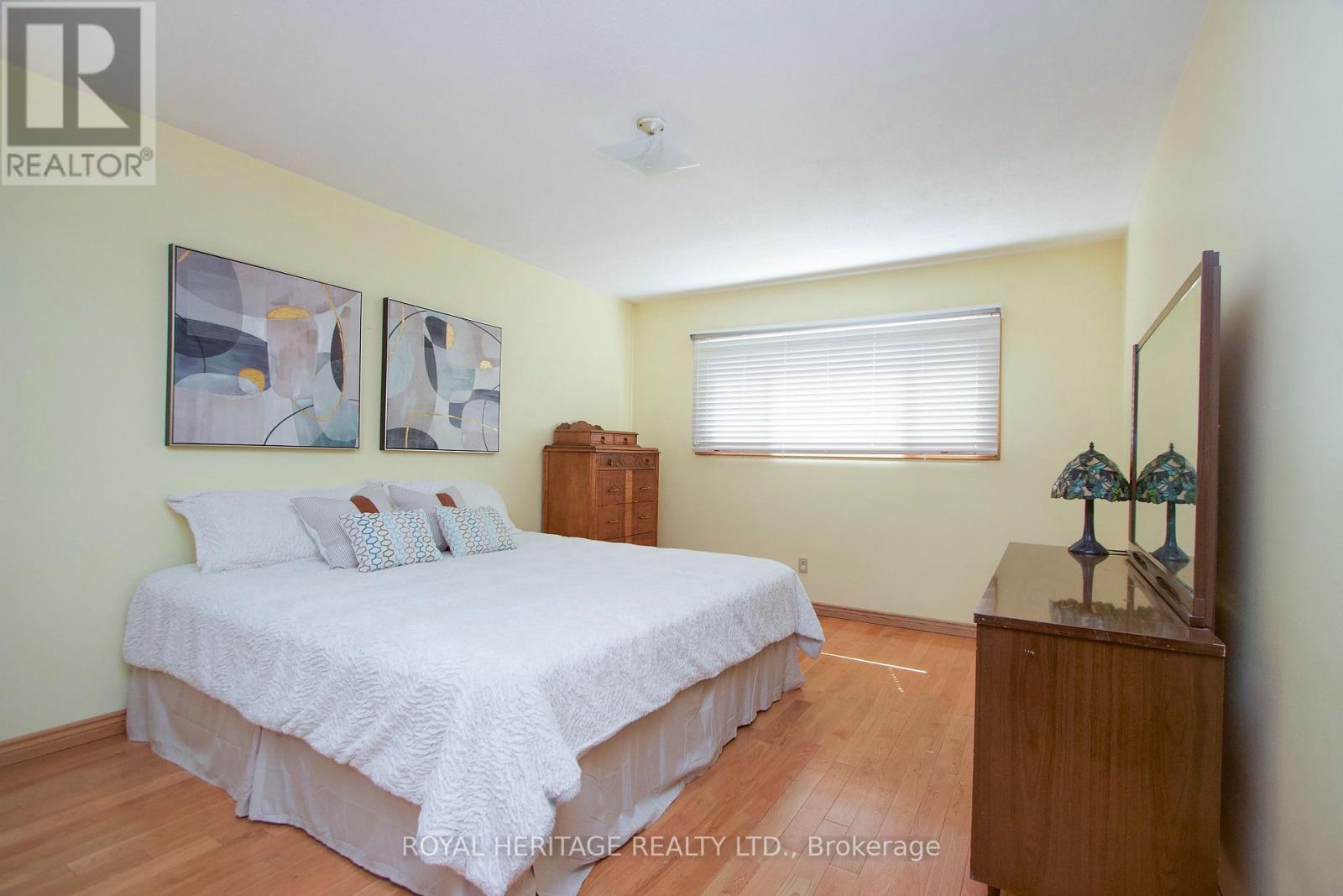 718 Annes Street, Whitby, Ontario  L1N 6B2 - Photo 11 - E13642860