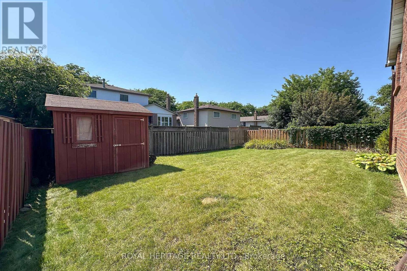 718 Annes Street, Whitby, Ontario  L1N 6B2 - Photo 22 - E13642860
