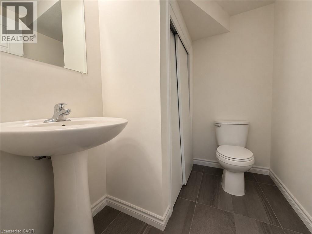 1430 Highland Road W Unit# 36b, Kitchener, Ontario  N2N 0C3 - Photo 3 - 40853557