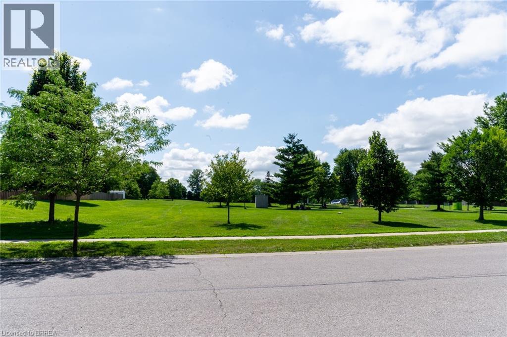 12 Ponytrail Drive, Brantford, Ontario  N3P 1J8 - Photo 2 - 40845964