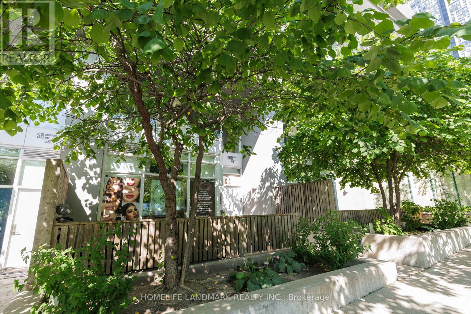 Th02 - 60 Dan Leckie Way, Toronto, Ontario  M5V 4A8 - Photo 2 - C13642846