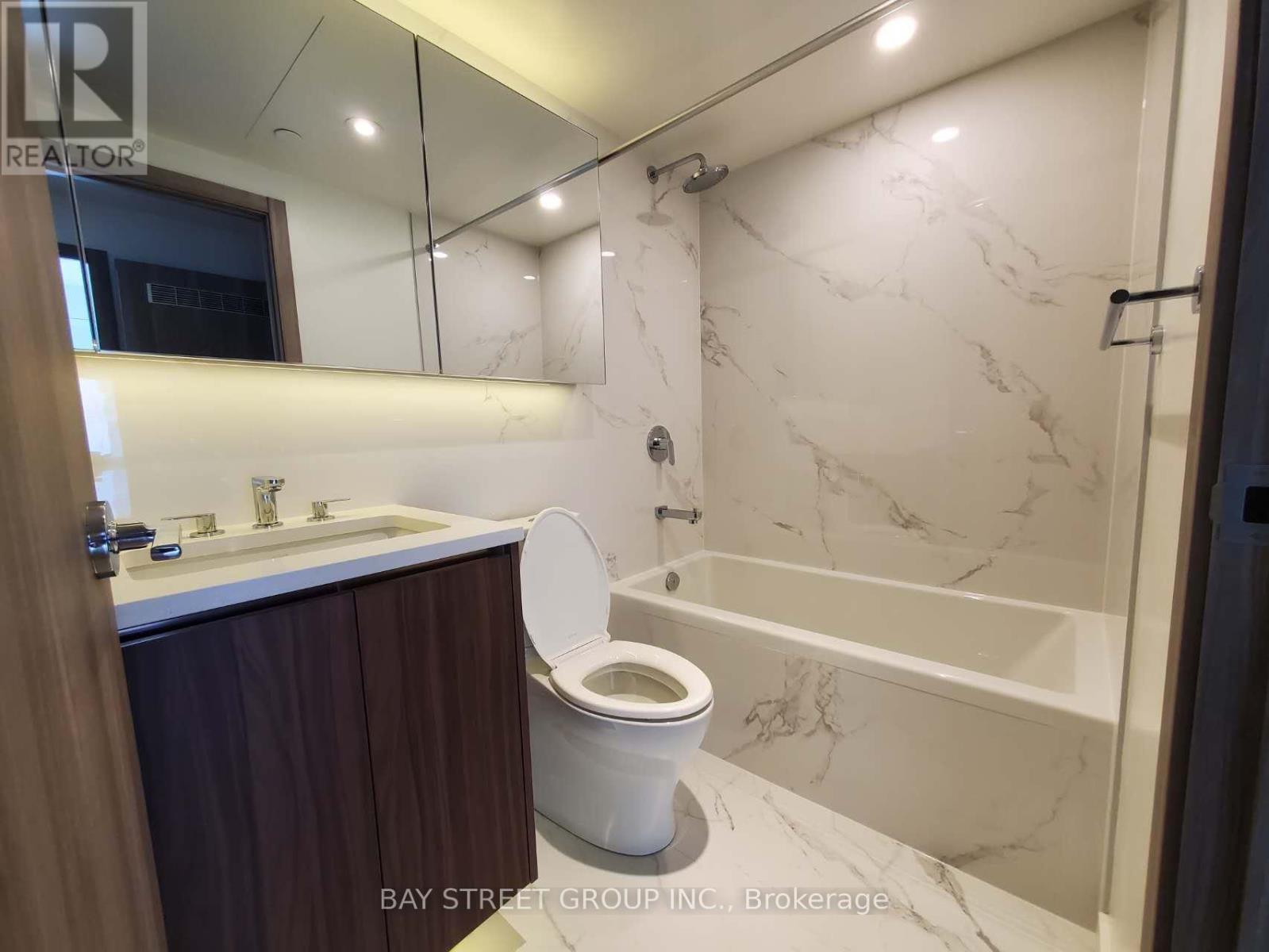 2209 - 27 Mcmahon Drive, Toronto, Ontario M2K 0J2 - Photo 11 - C13642868