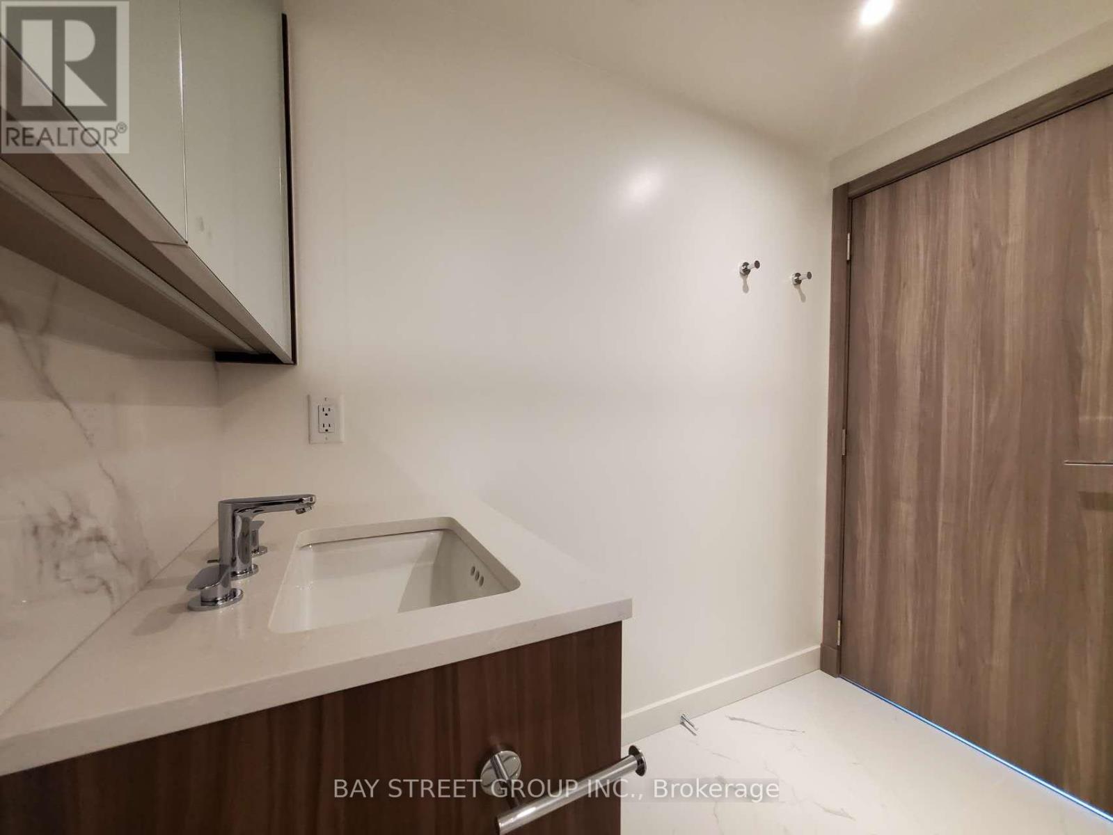2209 - 27 Mcmahon Drive, Toronto, Ontario M2K 0J2 - Photo 13 - C13642868