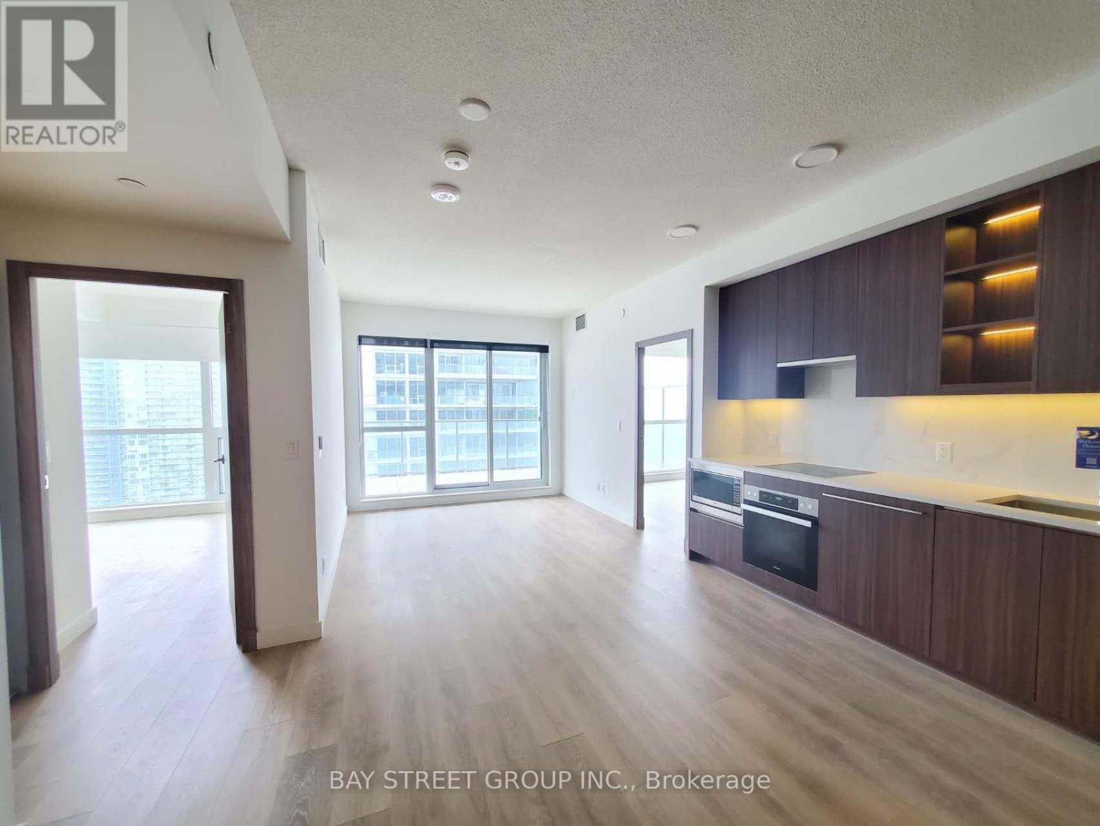 2209 - 27 Mcmahon Drive, Toronto, Ontario M2K 0J2 - Photo 3 - C13642868