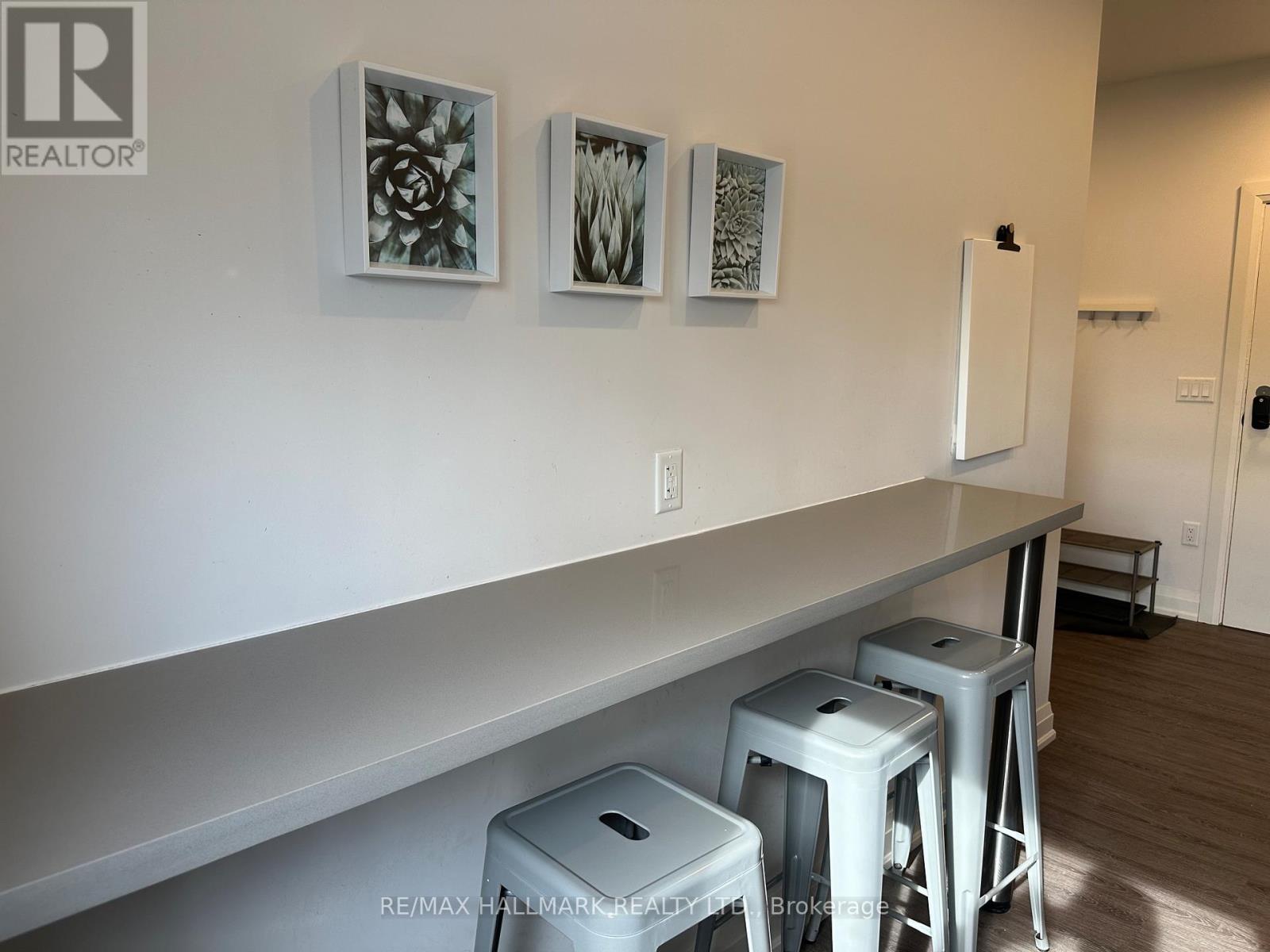 16 - 595 St Clair Avenue W, Toronto, Ontario  M6C 1A3 - Photo 8 - C13642874