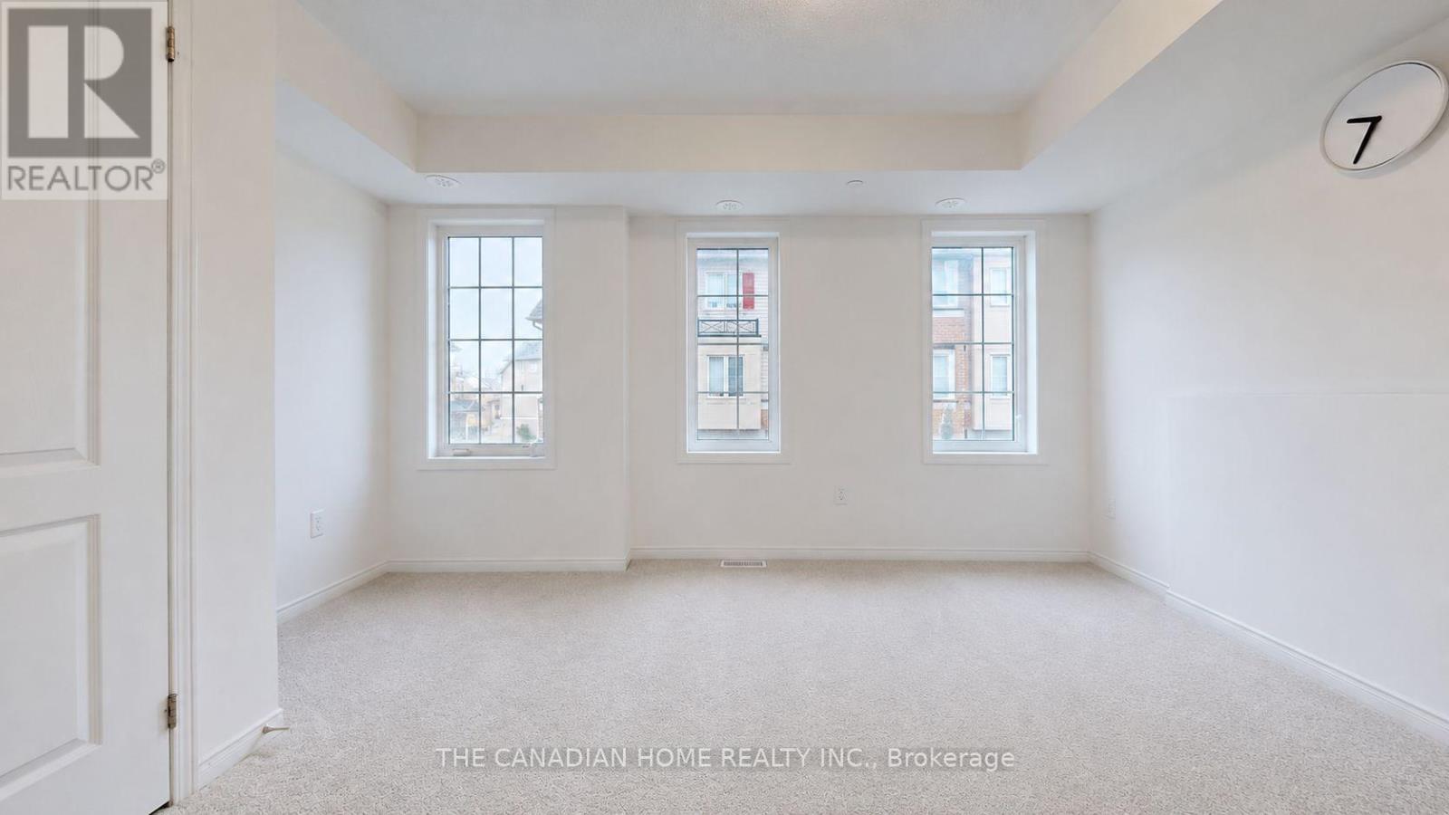 46 Filly Path, Oshawa, Ontario L1L 0K9 - Photo 13 - E13642836
