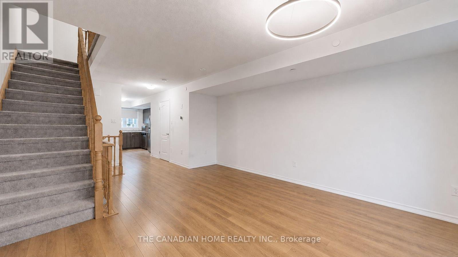 46 Filly Path, Oshawa, Ontario L1L 0K9 - Photo 7 - E13642836