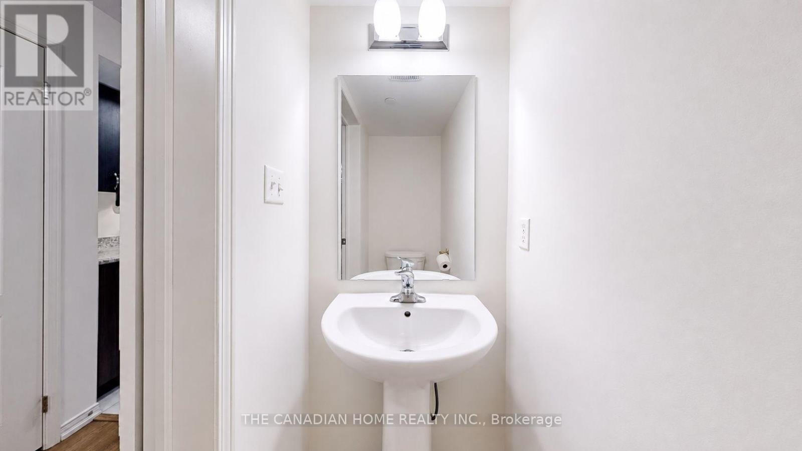 46 Filly Path, Oshawa, Ontario L1L 0K9 - Photo 9 - E13642836