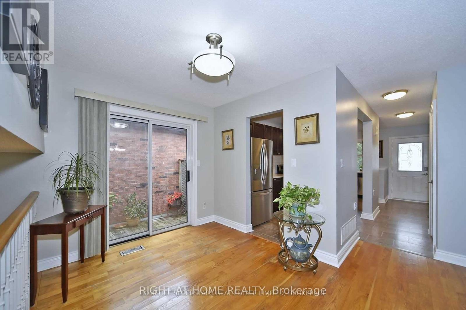1434 Largo Crescent, Oshawa, Ontario L1G 7E5 - Photo 10 - E13642862