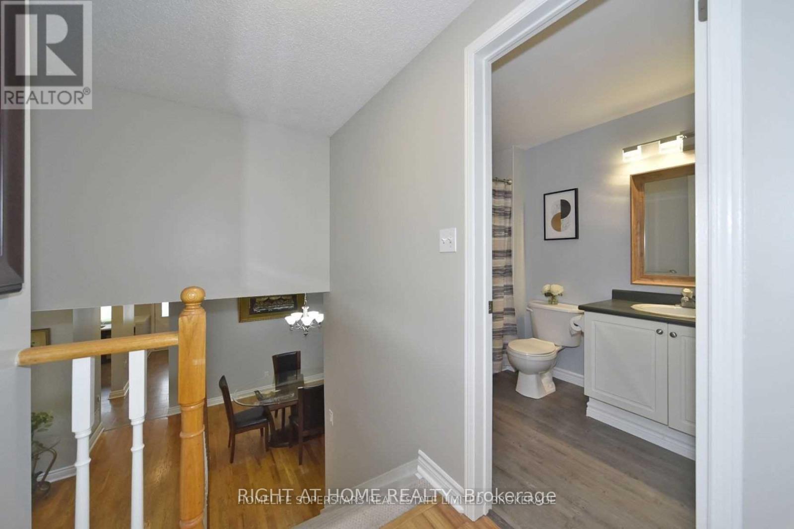 1434 Largo Crescent, Oshawa, Ontario L1G 7E5 - Photo 12 - E13642862