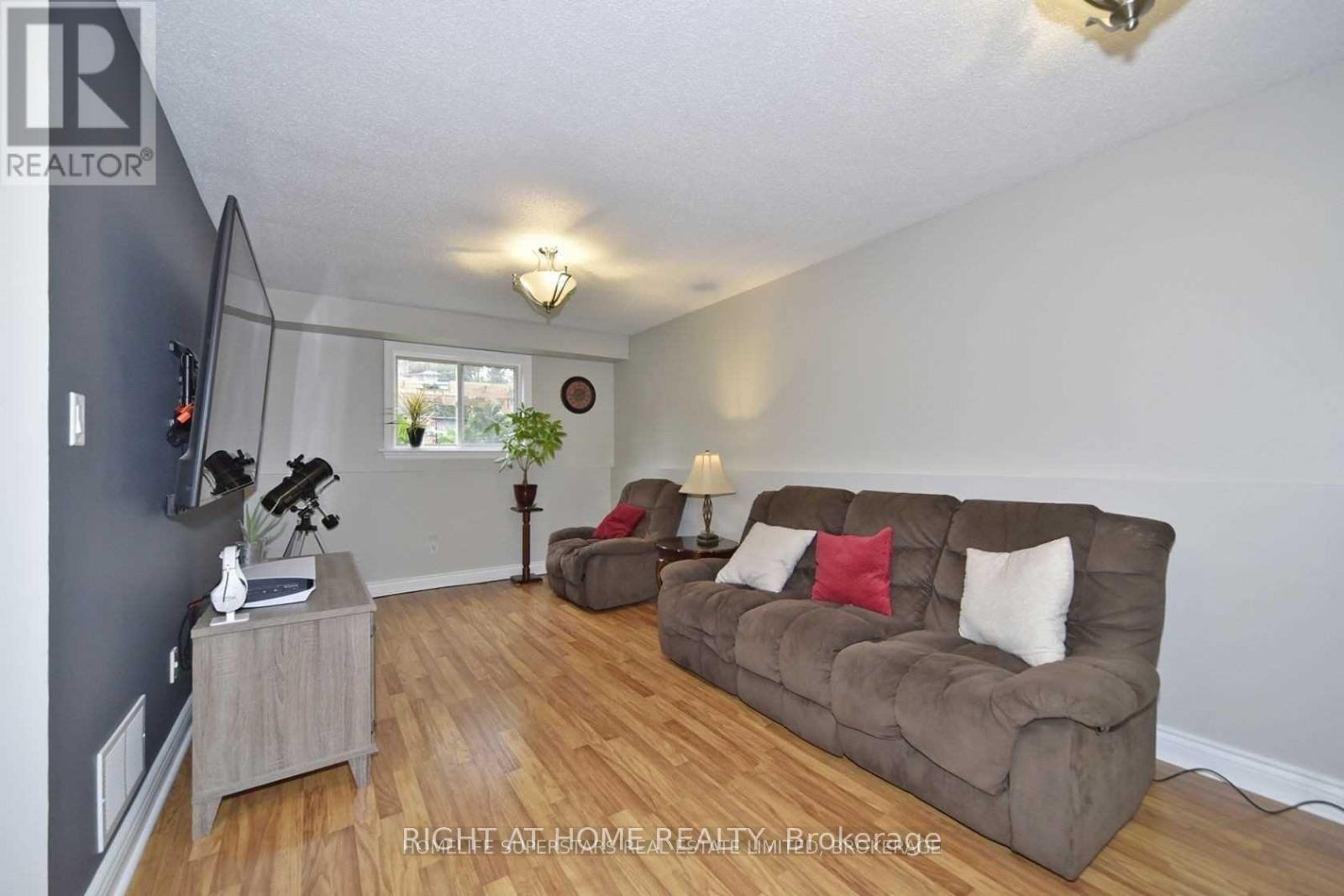 1434 Largo Crescent, Oshawa, Ontario L1G 7E5 - Photo 17 - E13642862