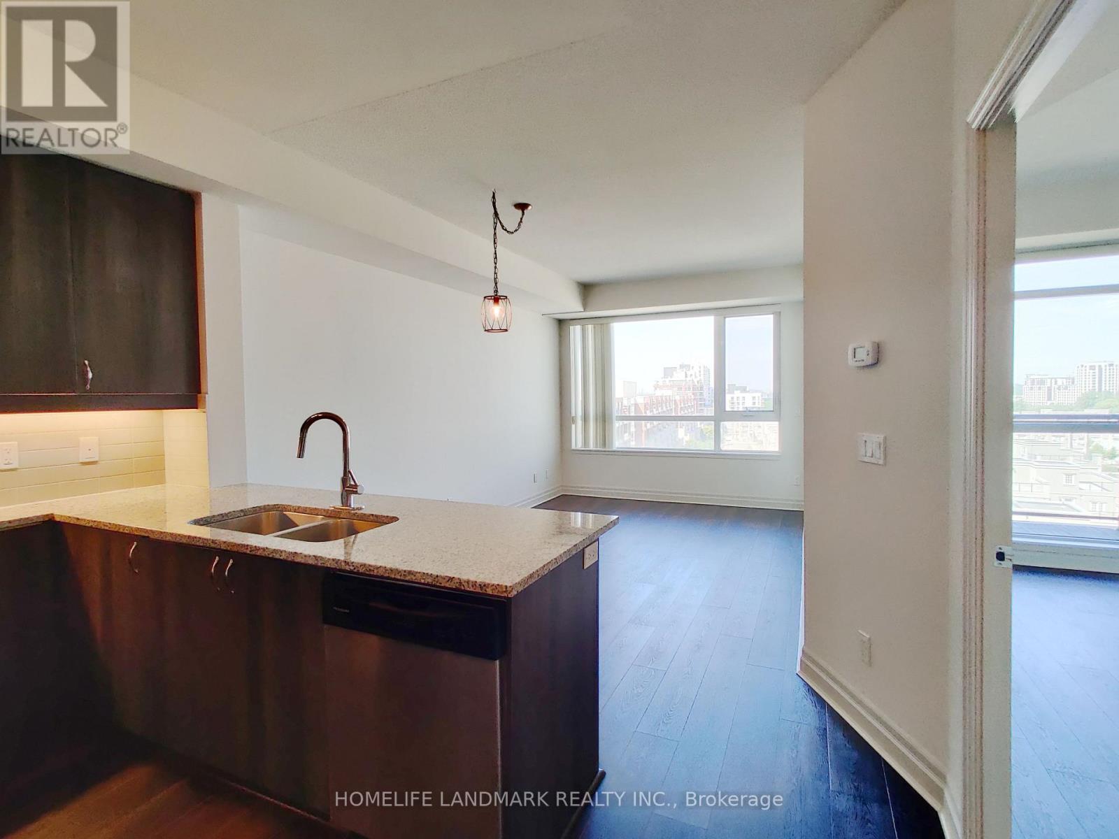 803 - 8110 Birchmount Road, Markham, Ontario L6G 0E3 - Photo 2 - N13642842