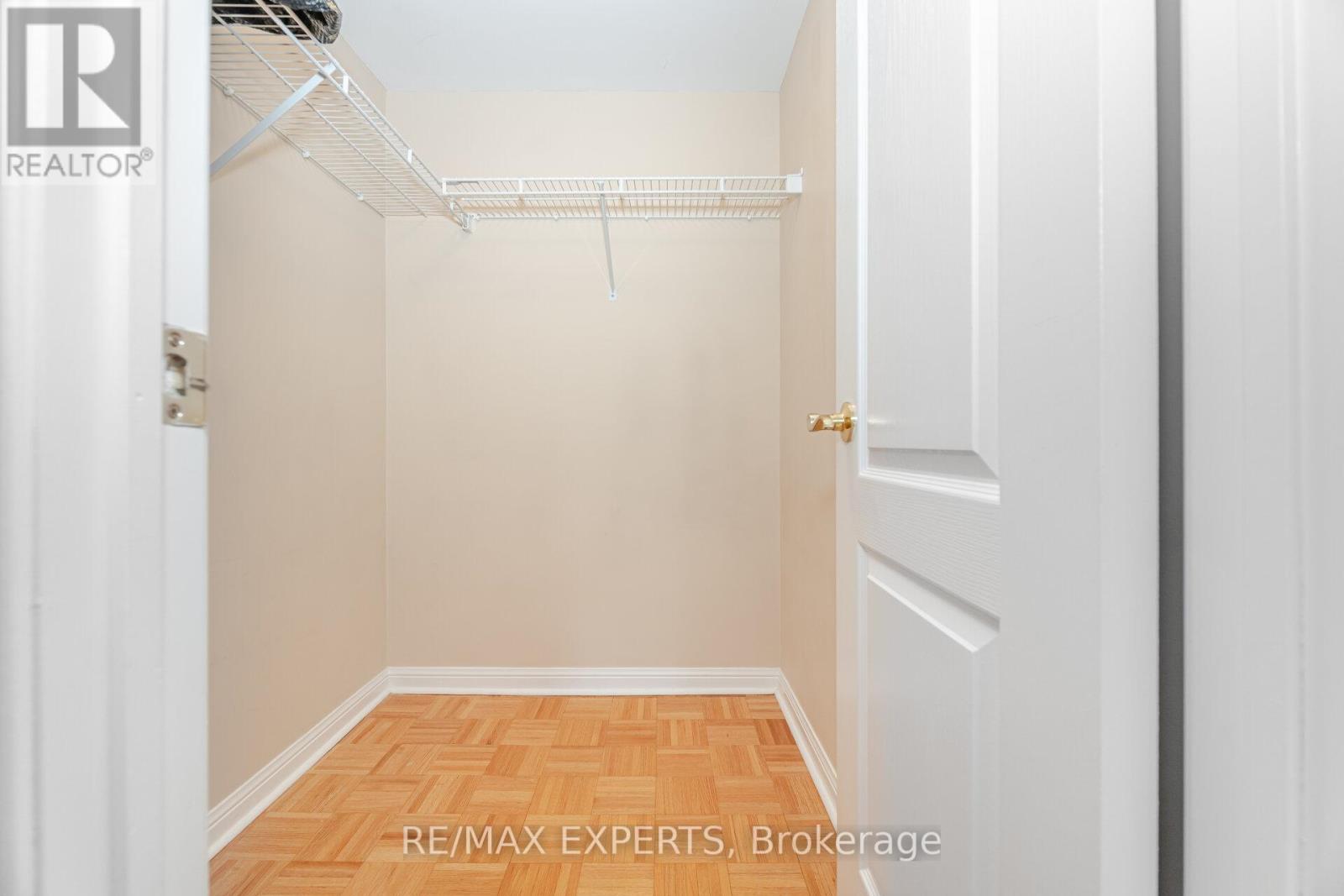 216 - 2502 Rutherford Road, Vaughan, Ontario L4K 5N6 - Photo 33 - N13642880