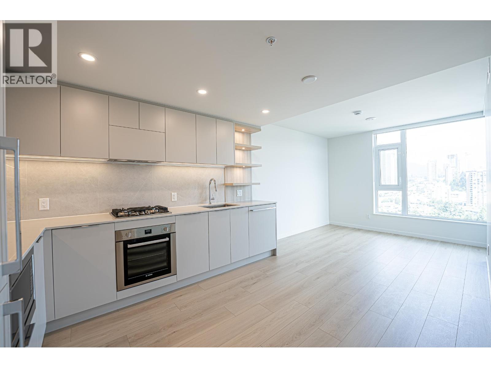 1904 311 Alderson Avenue, Coquitlam, British Columbia V3K 0K3 - Photo 4 - R3153106