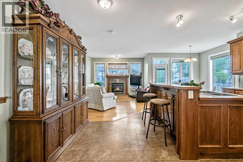 14 Cimarron Park Cove, Okotoks, Alberta  T1S 2L8 - Photo 4 - A2326528