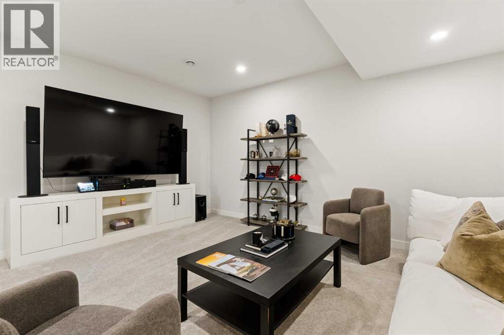 258 17 Avenue NE, Calgary, Alberta  T2E 1L8 - Photo 36 - A2331649