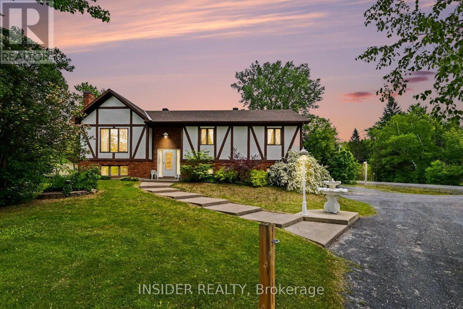 1887 CANAAN ROAD, Clarence-Rockland, Ontario