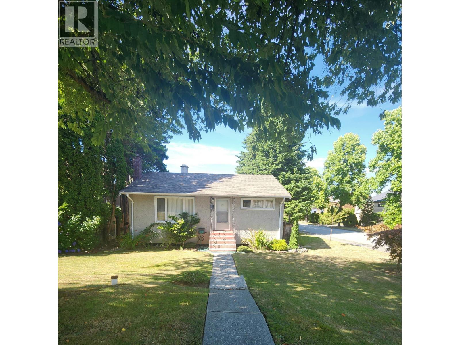 6291 DICKENS STREET, Burnaby, British Columbia