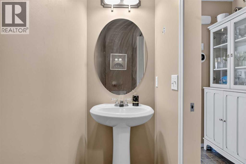 1204, 800 Yankee Valley Boulevard SE, Airdrie, Alberta  T4A 2L2 - Photo 5 - A2327688