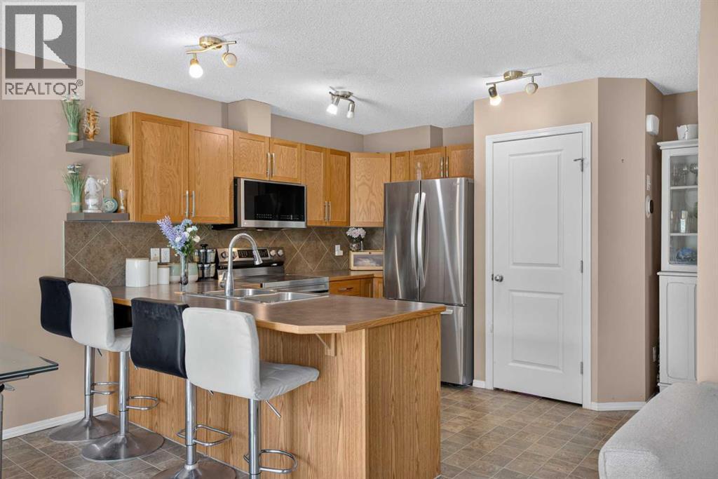 1204, 800 Yankee Valley Boulevard SE, Airdrie, Alberta  T4A 2L2 - Photo 8 - A2327688