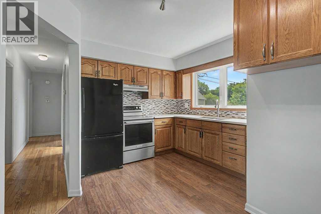2056 Cottonwood Crescent SE, Calgary, Alberta  T2B 1R3 - Photo 9 - A2329835