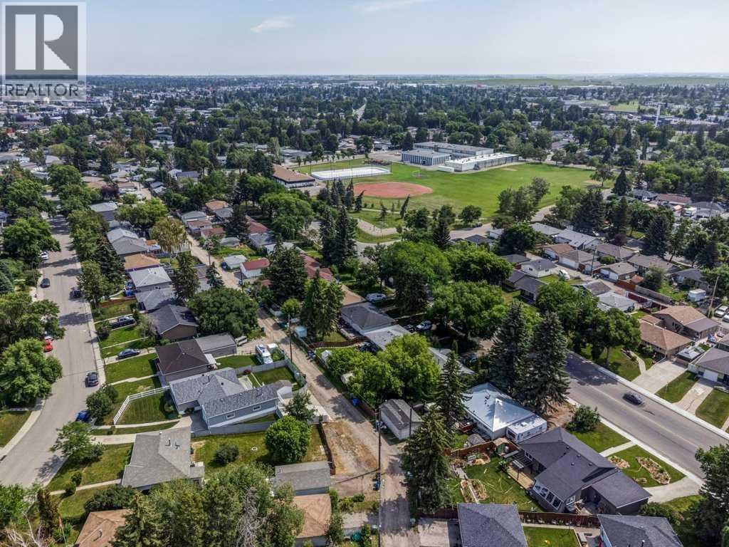 2056 Cottonwood Crescent SE, Calgary, Alberta  T2B 1R3 - Photo 39 - A2329835