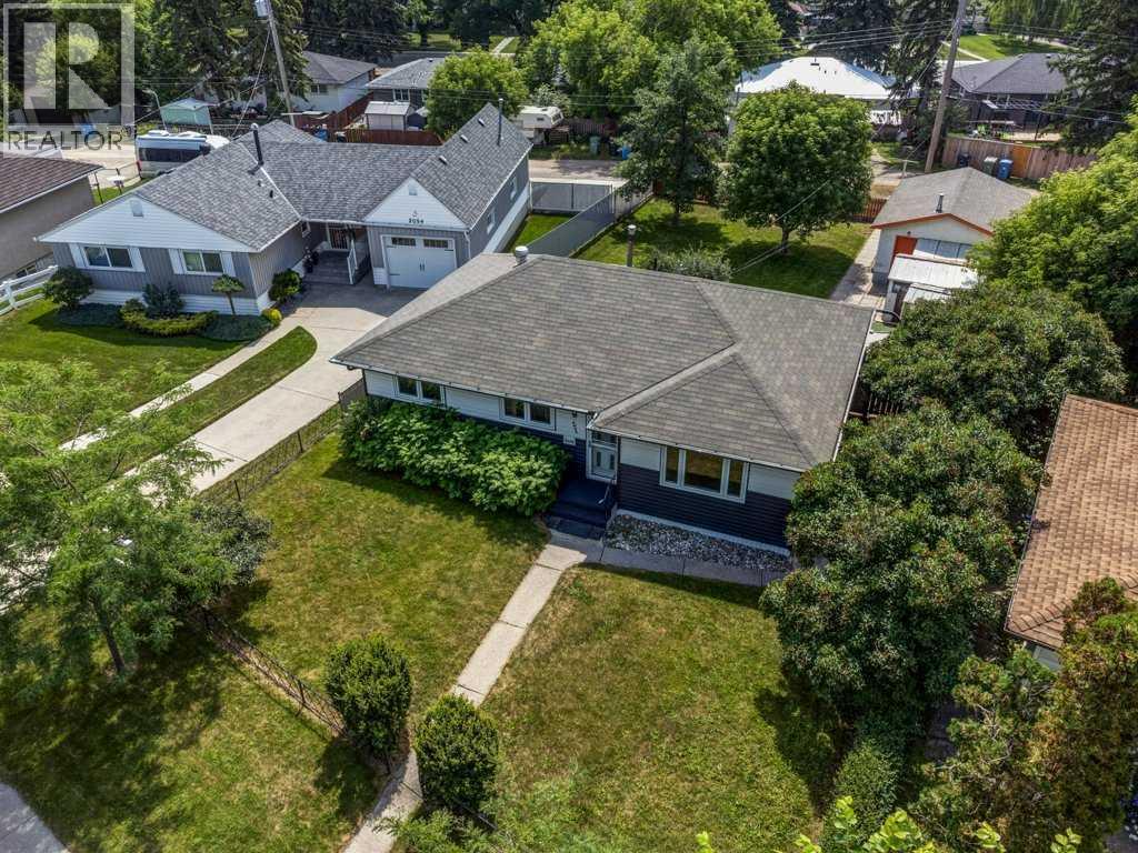 2056 Cottonwood Crescent SE, Calgary, Alberta  T2B 1R3 - Photo 35 - A2329835