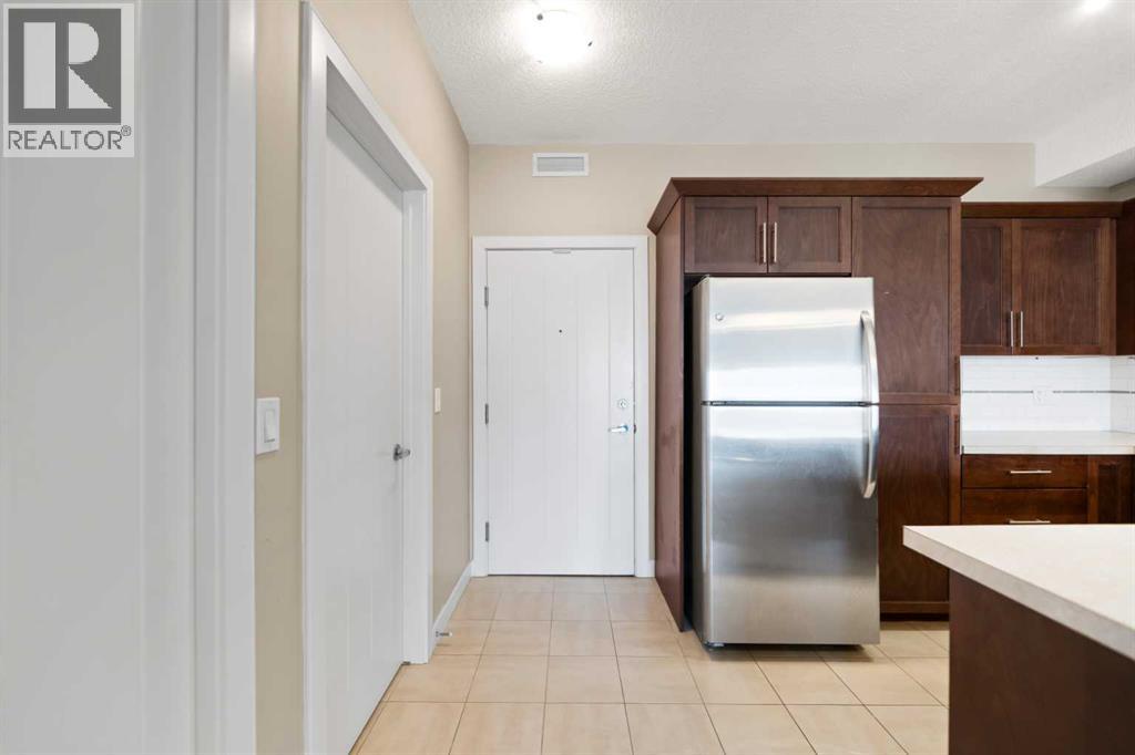 205, 20 Royal Oak Plaza NW, Calgary, Alberta  T3G 0E6 - Photo 11 - A2332374