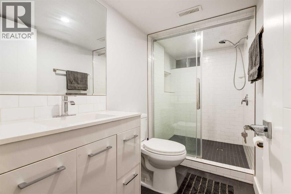 23 Sussex Crescent SW, Calgary, Alberta  T2W 0L4 - Photo 35 - A2333103