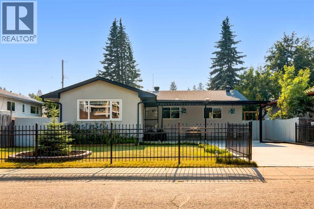 23 Sussex Crescent SW, Calgary, Alberta  T2W 0L4 - Photo 3 - A2333103