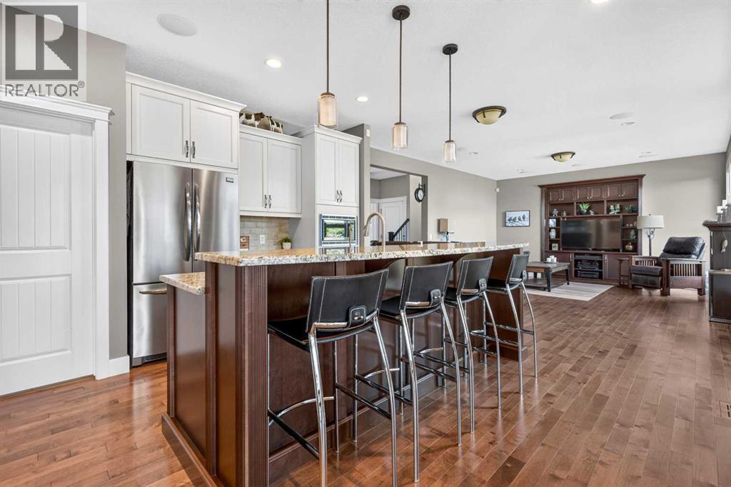8 Monterra Cove, Cochrane Lake, Alberta  T4C 0G7 - Photo 12 - A2333865